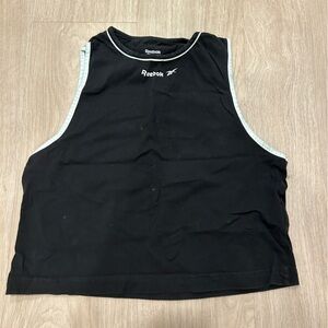 Reebok top